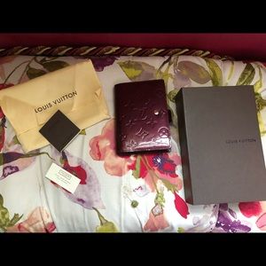 Louis Vuitton Monogram Vernis Agenda Wallet